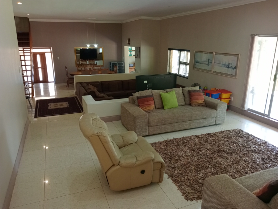 6 Bedroom Property for Sale in Vanes Estate Eastern Cape